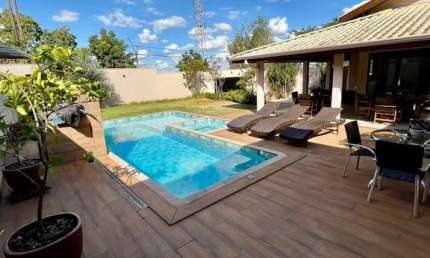 Casa com 4 quartos à venda no Ribeirânia, Ribeirão Preto  por R$ 2.700.000