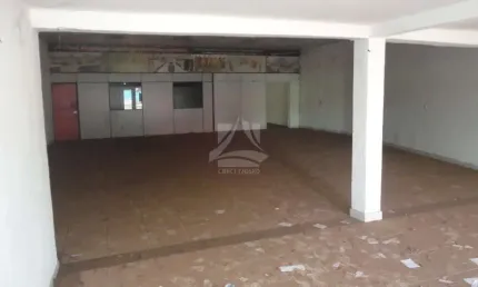 Barracão / Galpão / Depósito com 3 salas à venda na Vila Brasil, Ribeirão Preto  por R$ 580.000