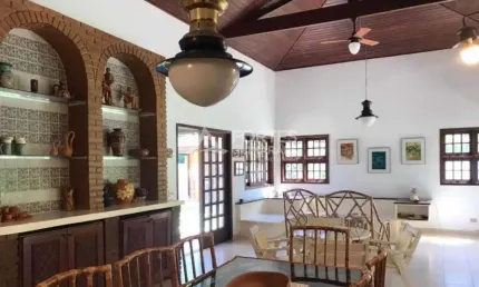 Casa em condomínio fechado com 4 quartos à venda no Guaecá, São Sebastião  por R$ 4.500.000