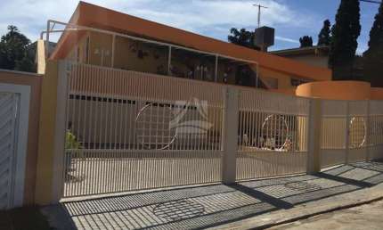 Casa com 4 quartos à venda no Ribeirânia, Ribeirão Preto  por R$ 1.200.000