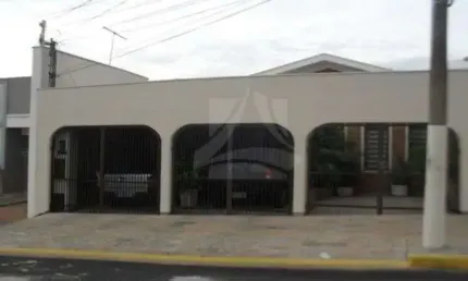Casa com 3 quartos à venda no Jardim América, Ribeirão Preto  por R$ 600.000
