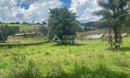 Terreno em condomínio fechado à venda no Lago Vitória, Capitólio  por R$ 725.350