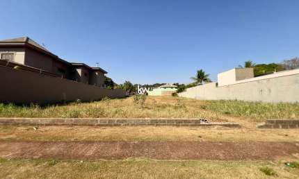 Terreno em condomínio fechado à venda no Jardim Canadá, Ribeirão Preto  por R$ 2.100.000