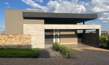 Casa em condomínio fechado com 4 quartos à venda na Vila do Golf, Ribeirão Preto  por R$ 3.190.000