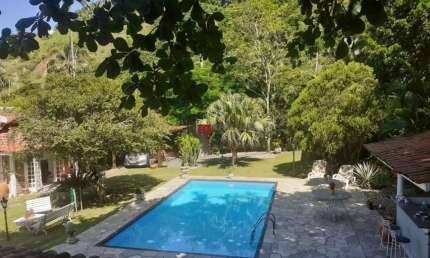 Casa com 6 quartos à venda no Barequecaba, São Sebastião  por R$ 2.800.000