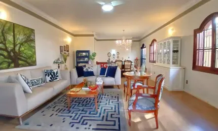 Casa com 4 quartos à venda no Ribeirânia, Ribeirão Preto  por R$ 890.000