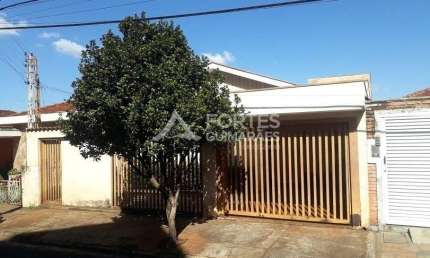 Casa com 3 quartos à venda no Sumarezinho, Ribeirão Preto  por R$ 450.000