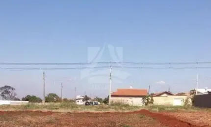 Terreno à venda no Centro, Altinópolis  por R$ 120.000