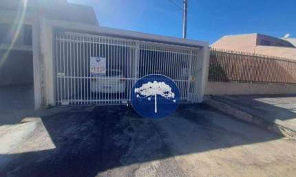 Casa com 3 dormitórios à venda, 147 m² por R$ 650.000,00 - Centro - Araucária/PR