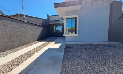 Casa 03 Quartos  Bairro Tindiquera em Araucária / PR