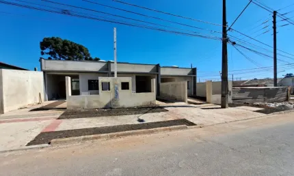 Casa  2 dormitórios, 59 m²  R$ 390.000 - Tindiquera - Araucária/PR