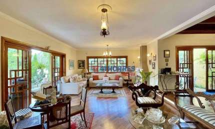 Casa à venda, 336 m² por R$ 1.500.000,00 - Chácara Vale do Rio Cotia - Carapicuíba/SP
