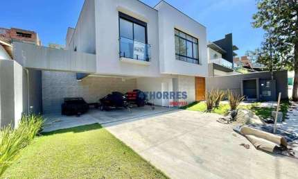 Casa com 3 dormitórios à venda, 230 m² por R$ 1.500.000,00 - Lago do Sol - Cotia/SP