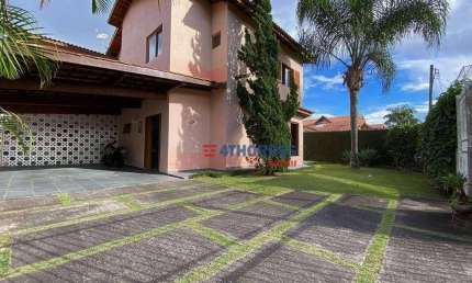 Casa com 4 dormitórios à venda, 362 m² por R$ 1.490.000,00 - Chácara Vale do Rio Cotia - Carapicuíba/SP