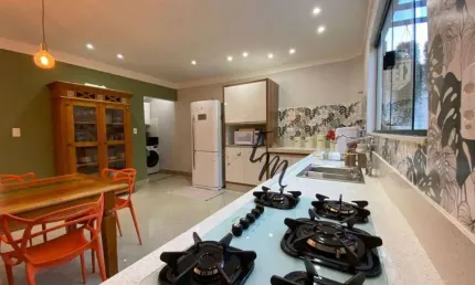Casa com 3 dormitórios à venda, 175 m² por R$ 1.400.000,00 - Canto do Forte - Praia Grande/SP