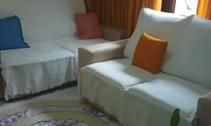 CASA SOBREPOSTA ALTA ENTRADA INDIVIDUAL  - SÃO VICENTE