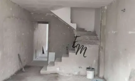 Sobrado com 3 dormitórios à venda, 85 m² por R$ 750.000,00 - Vila Guilhermina - Praia Grande/SP