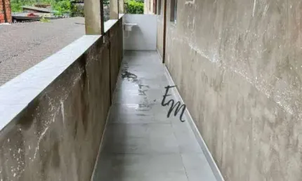 Casa com 2 dormitórios à venda, 55 m² por R$ 180.000,00 - Balneário Esmeralda - Praia Grande/SP