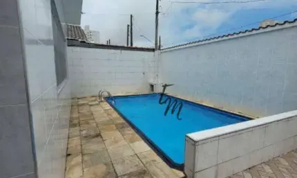 Casa com 4 dormitórios à venda, 25 m² por R$ 720.000 - Tupi - Praia Grande/SP