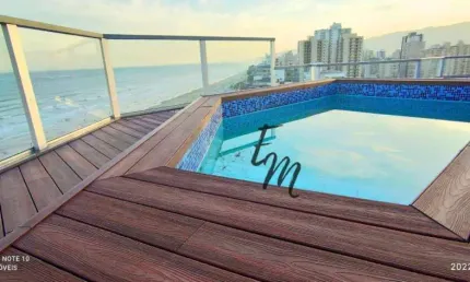 Linda  Cobertura Mobiliada com 05 Dormitórios na Aviação - Praia Grande - São Paulo