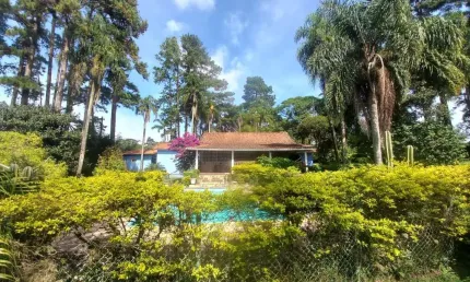 Chácara / sítio com 3 quartos à venda no Bairro do Carmo, São Roque  por R$ 1.100.000