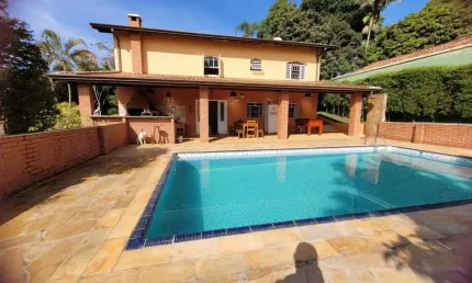 Chácara / sítio com 6 quartos à venda em Puris, Ibiúna  por R$ 900.000