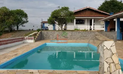 Chácara / sítio com 3 quartos à venda no Parurú, Ibiúna  por R$ 590.000