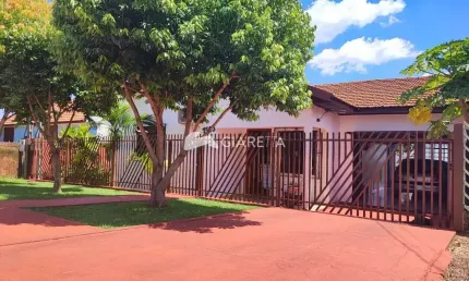 Casa muito espaçosa para venda no JARDIM PANORAMA em TOLEDO-PR