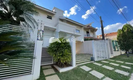 Sobrado com excelente localização para venda, CENTRO, TOLEDO - PR