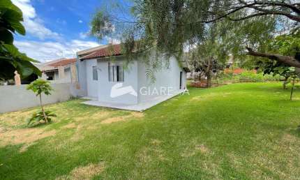 Casa com ampla sobra de terreno à venda, JARDIM PINHEIRINHO, TOLEDO - PR