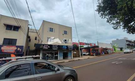 Apartamento com excelente localização à venda no CENTRO - TOLEDO - PR