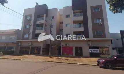 Apartamento amplo com excelente localização à venda, JARDIM GISELA, TOLEDO - PR
