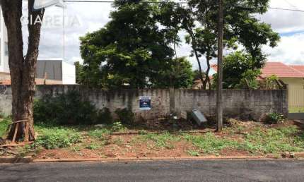 Terreno de 610m2 á venda no Jardim Porto Alegre, Toledo PR.