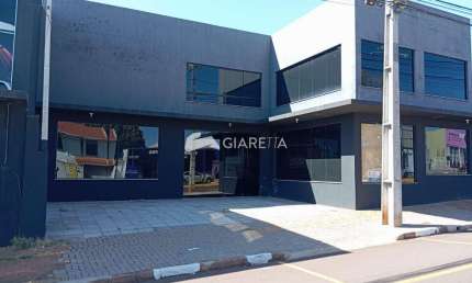 Sala comercial nova com mezanino para locação na Vila Pioneiro, Toledo - PR