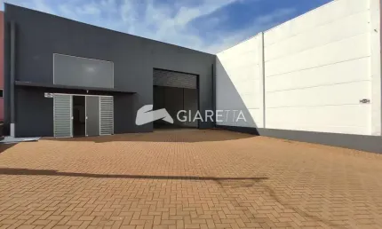 Barracão com amplo pátio para locação no JARDIM PANCERA, TOLEDO - PR