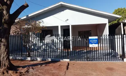 Casa ampla para locação em ótima localização no jardim europa, toledo - pr