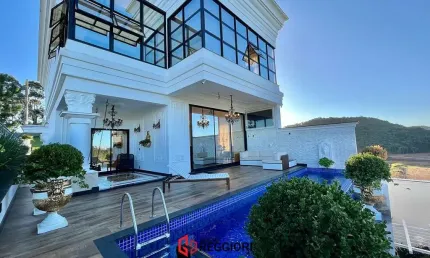 Casa em condomínio fechado com 4 quartos à venda no Centro, Camboriú 