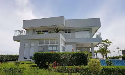 Casa com 4 quartos à venda no Centro, Camboriú 