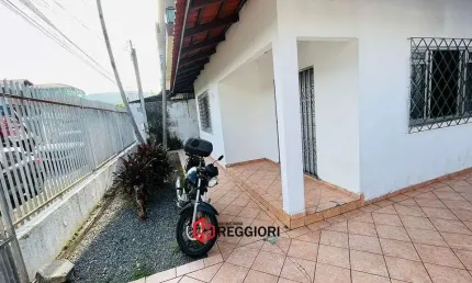 Casa com 3 quartos à venda no Centro, Balneário Camboriú 