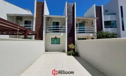 Casa com 3 quartos à venda na Nova Esperança, Balneário Camboriú 