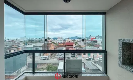 Apartamento com 2 quartos para alugar no Areias, Camboriú 