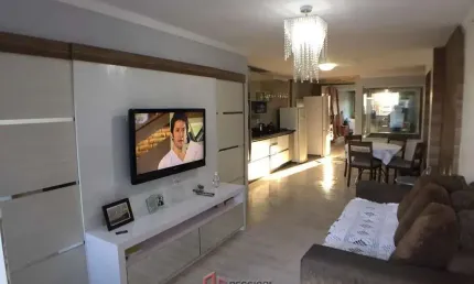 Casa com 2 quartos à venda no Centro, Camboriú 