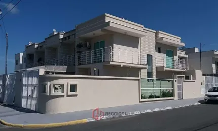 Casa com 2 quartos à venda no Santa Regina, Camboriú 