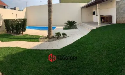 Casa com 4 quartos à venda no Centro, Camboriú 