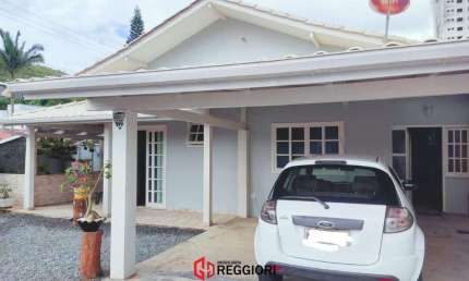 Casa com 4 quartos à venda no Balneário Perequê, Porto Belo 