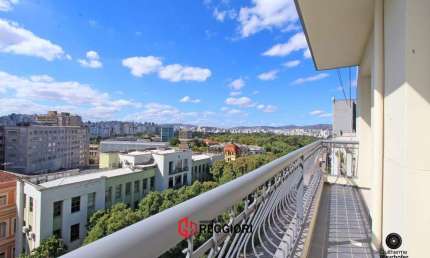Apartamento com 3 quartos à venda no Centro, Porto Alegre 