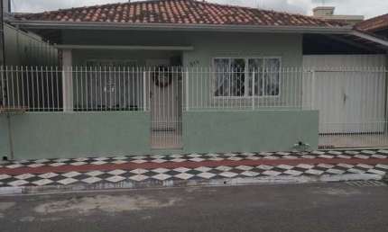 Casa com 3 quartos à venda no Centro, Balneário Camboriú 