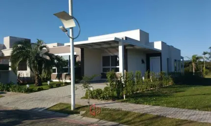 Casa em condomínio fechado com 4 quartos à venda no Centro, Camboriú 