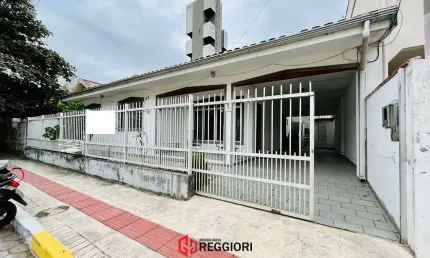 Casa com 6 quartos à venda no Centro, Balneário Camboriú 
