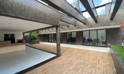 Salas com 3 medidas 66,50m2, 74m2 e 82m2. salas no contra piso. banheiro privativo, varanda, copa e 1 vaga de garagem.são bernardo do campo